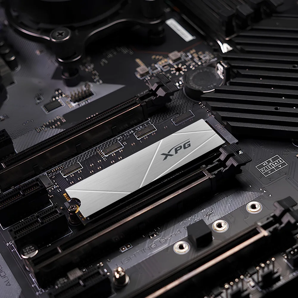 XPG S60 2TB GAMMIX PCIe Gen4 x4 M.2 2280 SSD Internal Solid State Drive with Heatsink - Image 4
